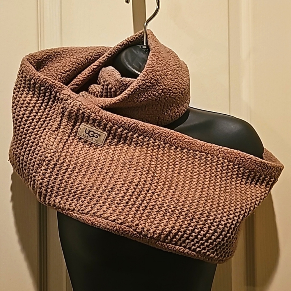 UGG Tan Textured Scarf